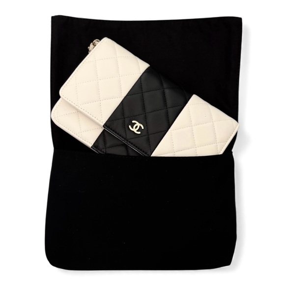🆕CHANEL Classic Wallet on Chain Color Block Black & Ivory Gold-Tone hardware NIB - Picture 3 of 16